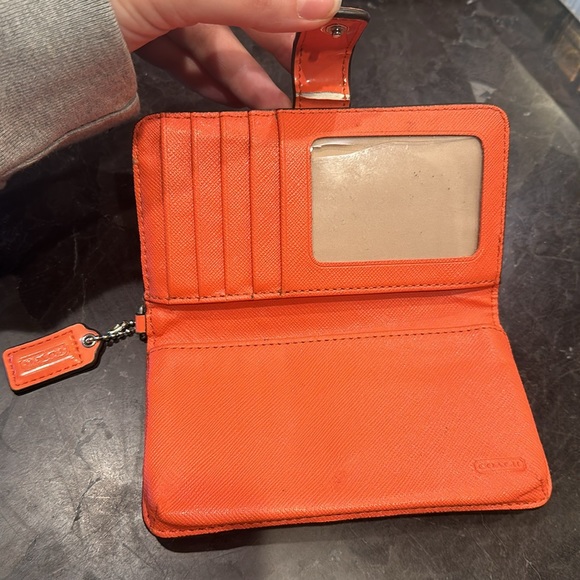 Coach wallet orange - Picture 3 of 3